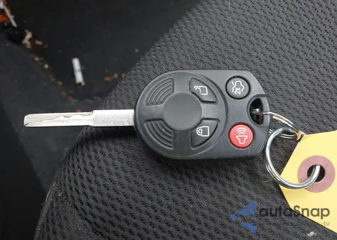 2013 Ford Focus Se z USA, uszkodzony, nr VIN 1FADP3F28DL324900